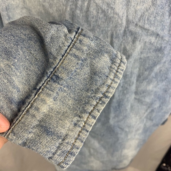 Stylemint distressed jean shirt - Picture 4 of 7